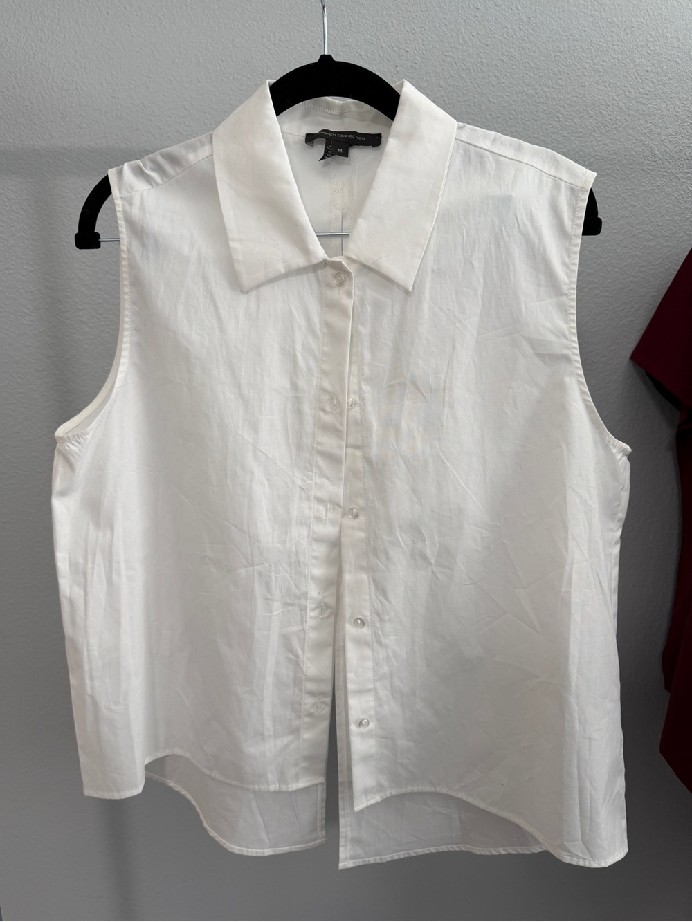 French Connection White Sleeveless Button-Down Collared Top